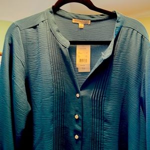 NWT Plus Size 2x long sleeve Blouse